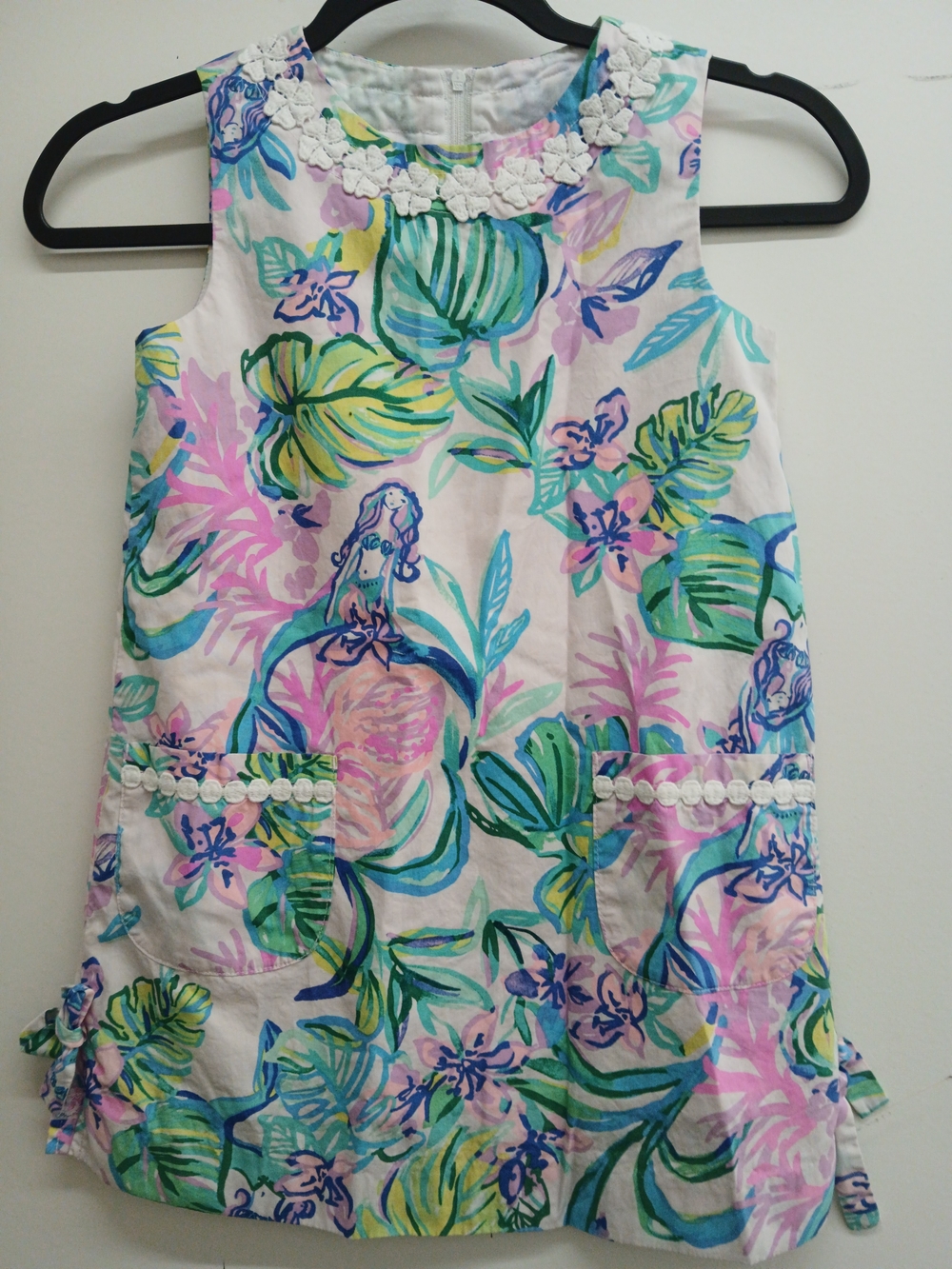 Lilly Pulitzer Multicolor Floral Sleeveless Dress with White Crochet Trim